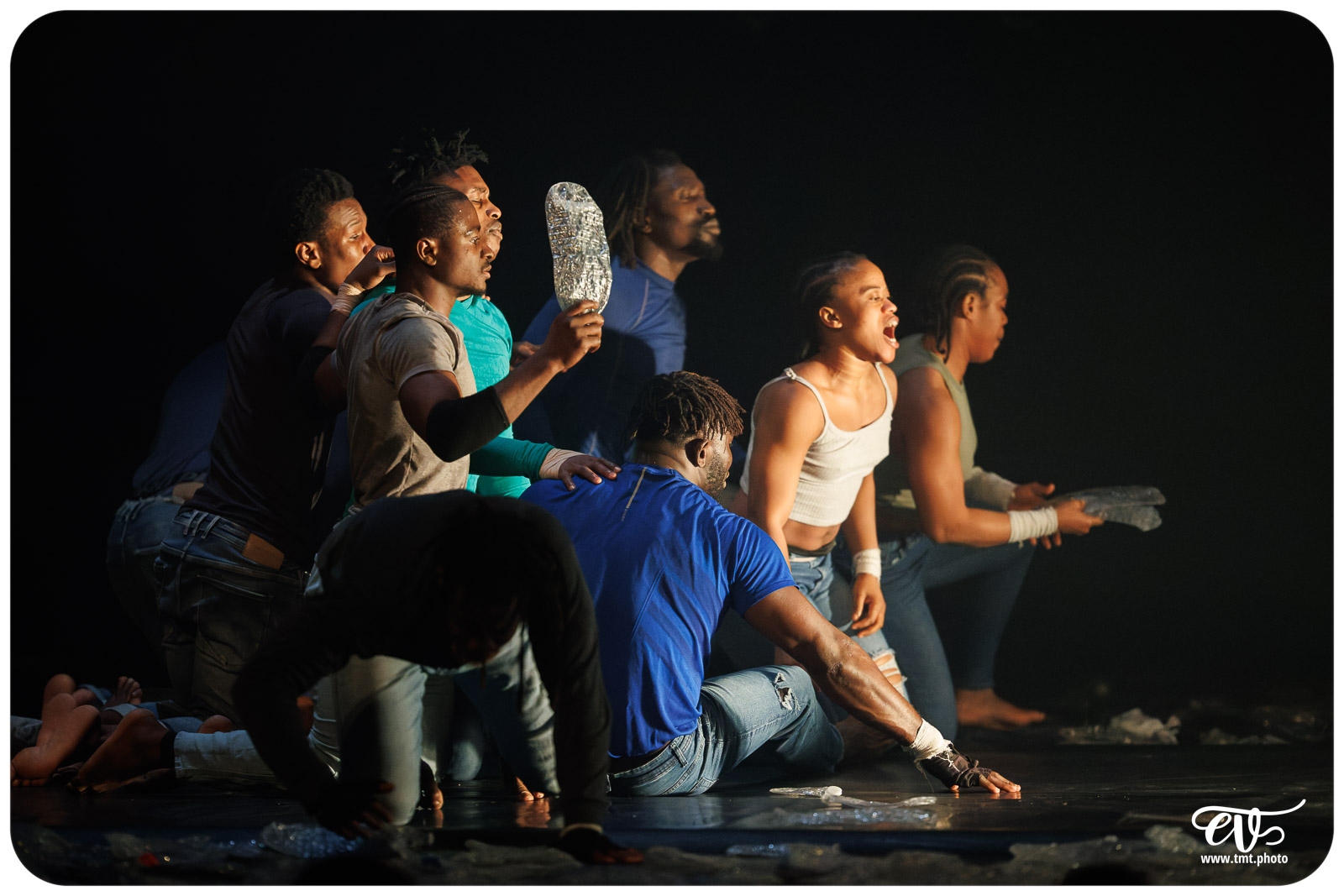 YÉ ! (L'EAU) (CIRCUS BAOBAB)